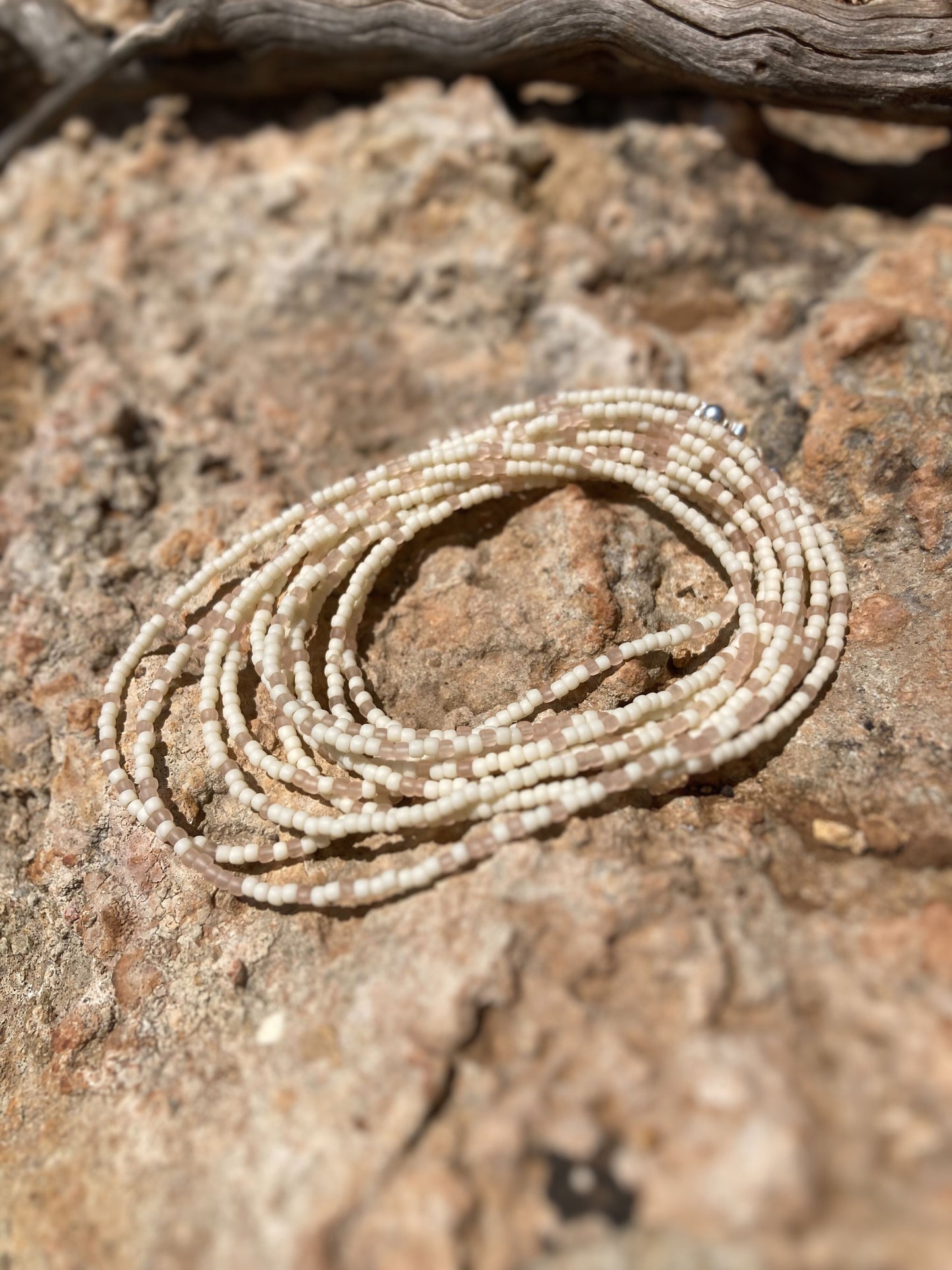 Must-have minimalist necklaces