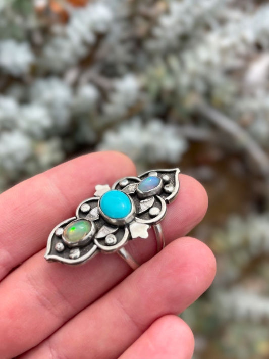 Oapal & turquoise silver ring (size 8)