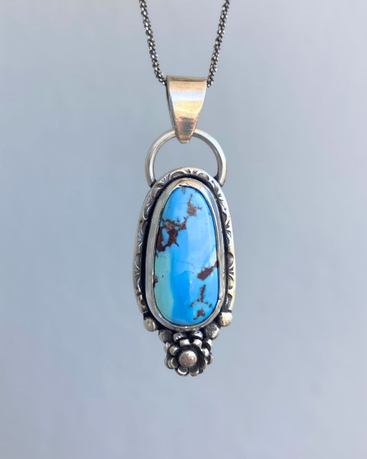 Golden Hills - (chain length 18in)