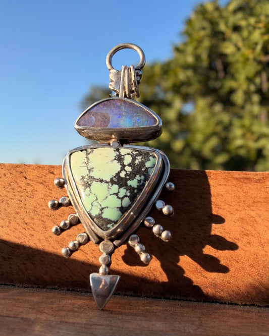 Arrow pendant