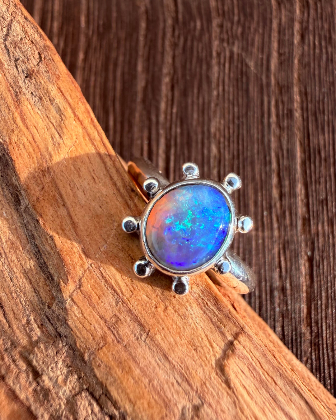 Natural Lightning Ridge opal ring - size 53