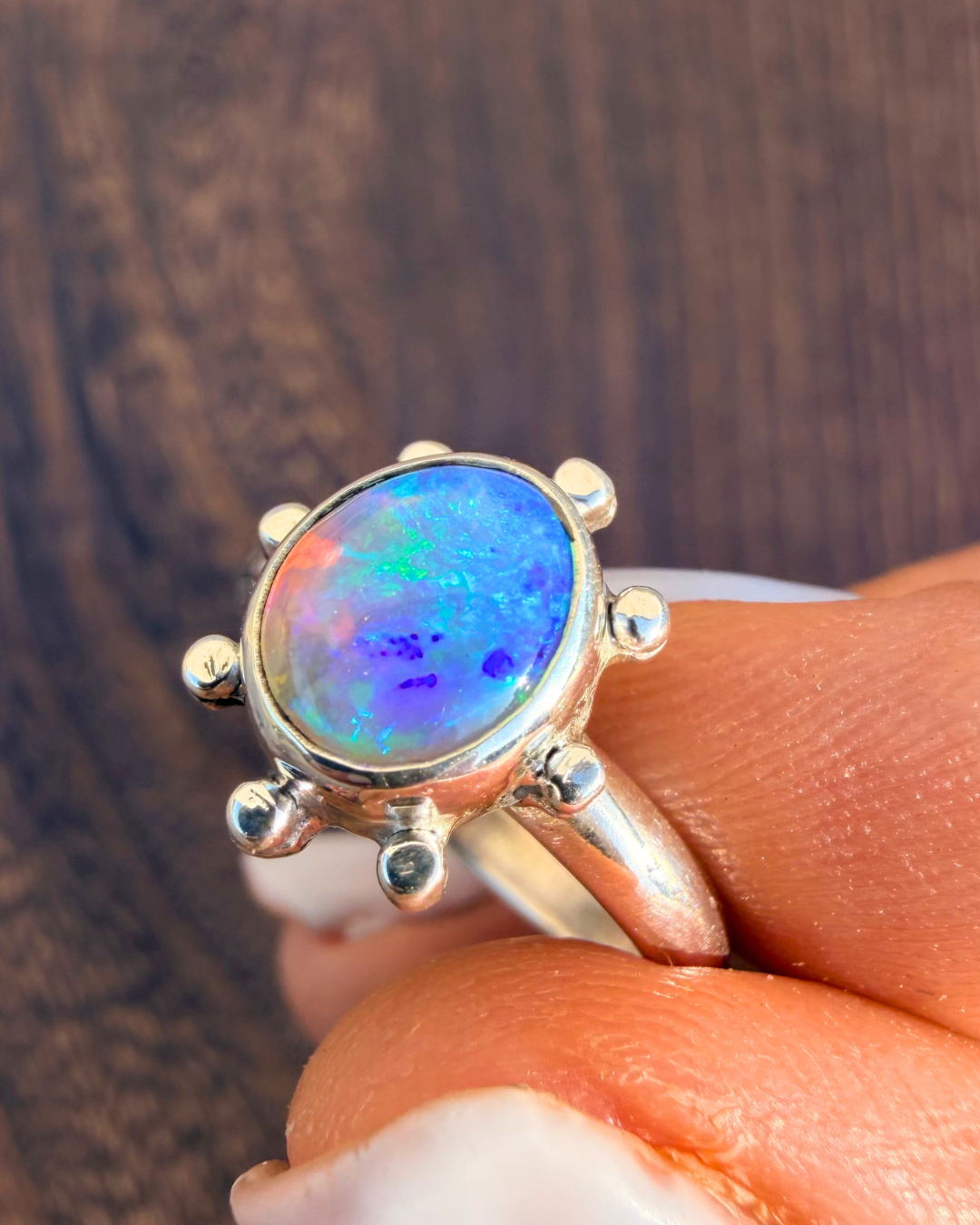 Natural Lightning Ridge opal ring - size 53