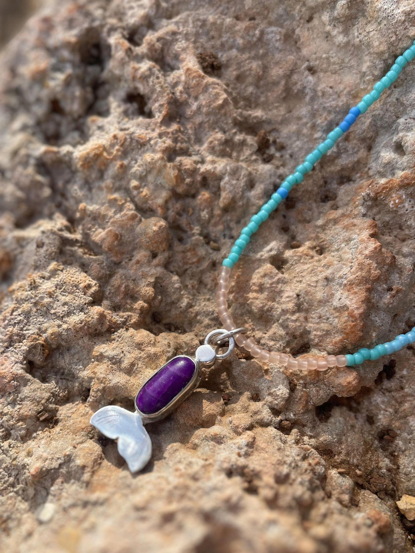 Must-have minimalist necklaces