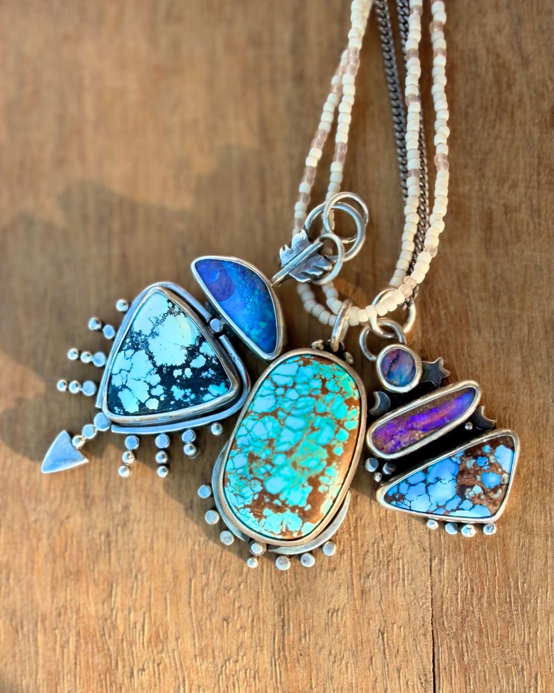 Arrow pendant