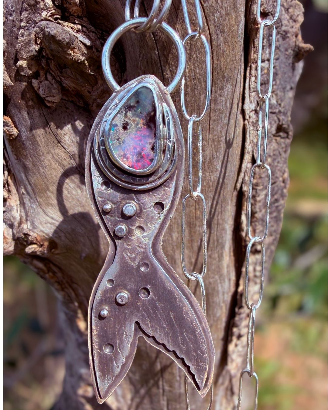 Fish pendant necklace